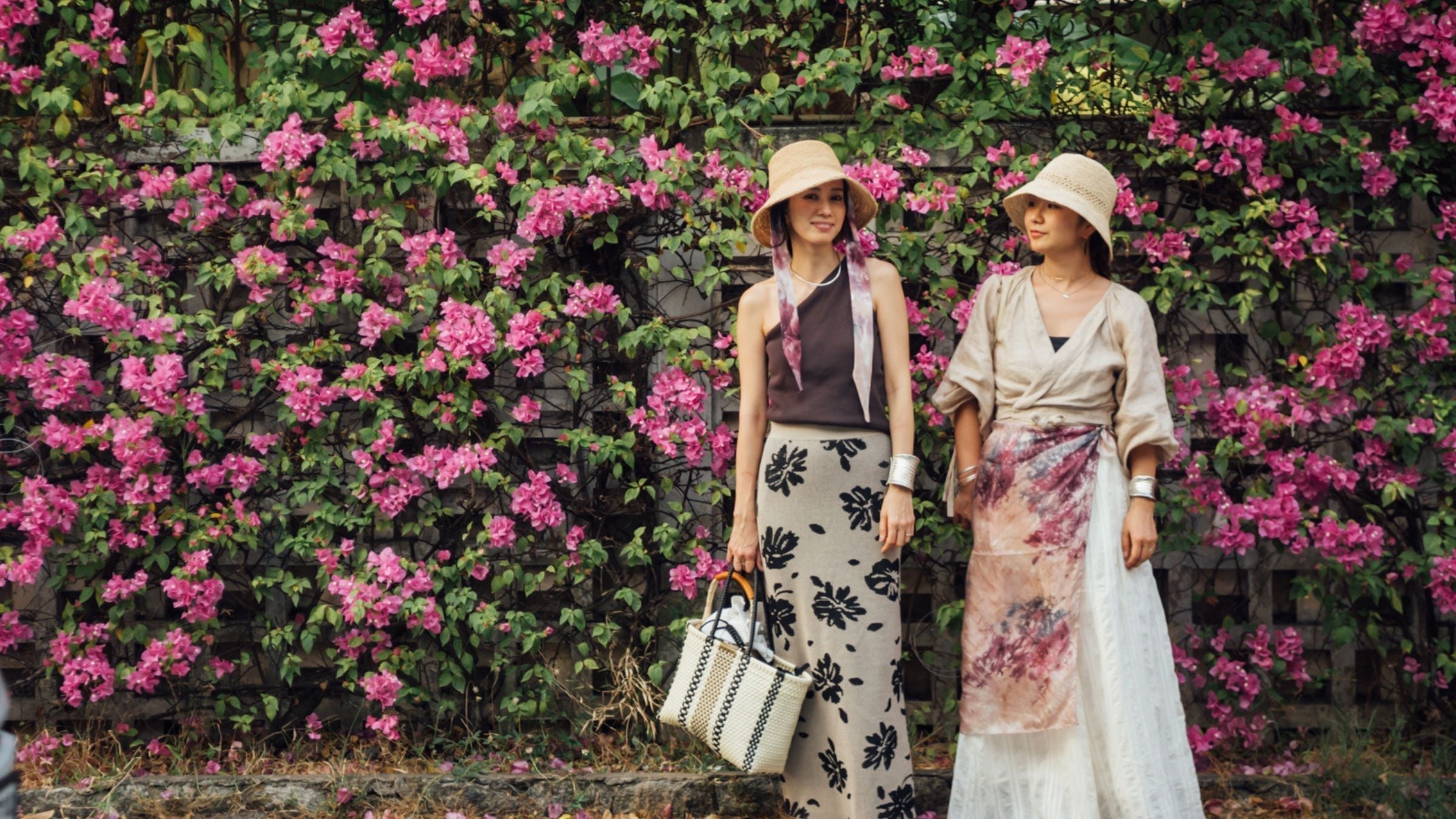 手染めのSilk Scarf ”花影”