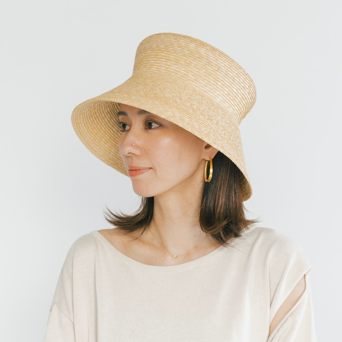 Curves Straw Hat