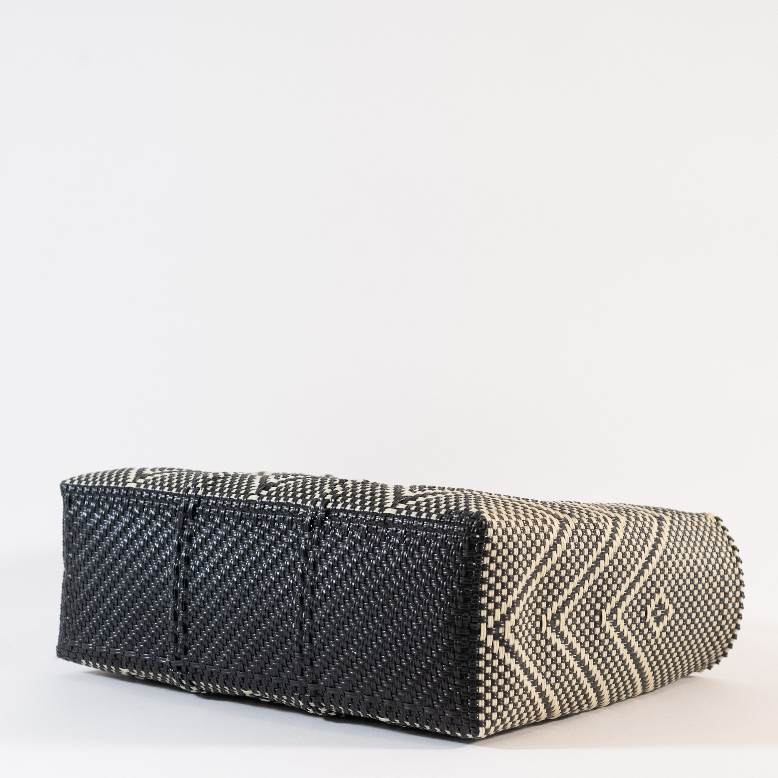 【予約】Mercado Bag Isabel -Black&Cream-