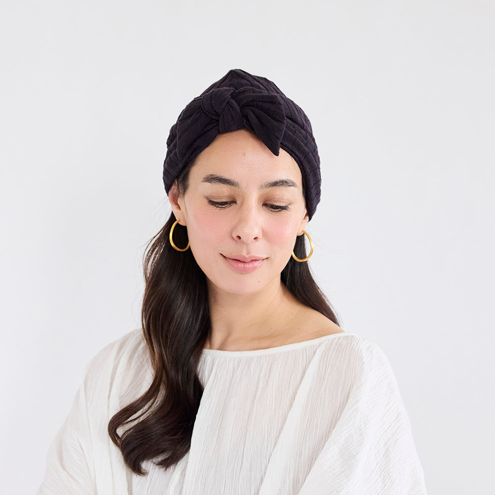 Sombrero con volantes de lino