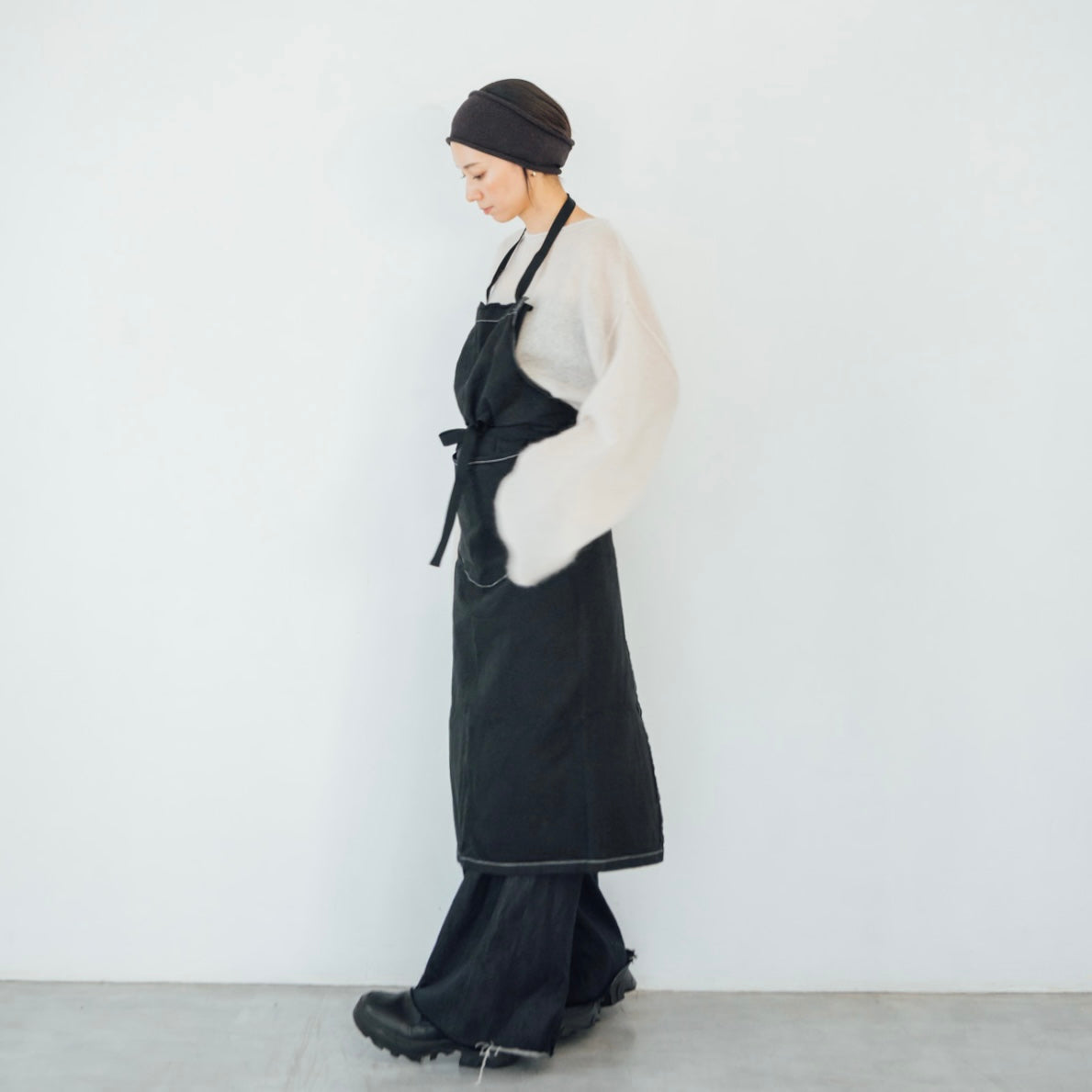 Black Dyed Vintage Apron 10