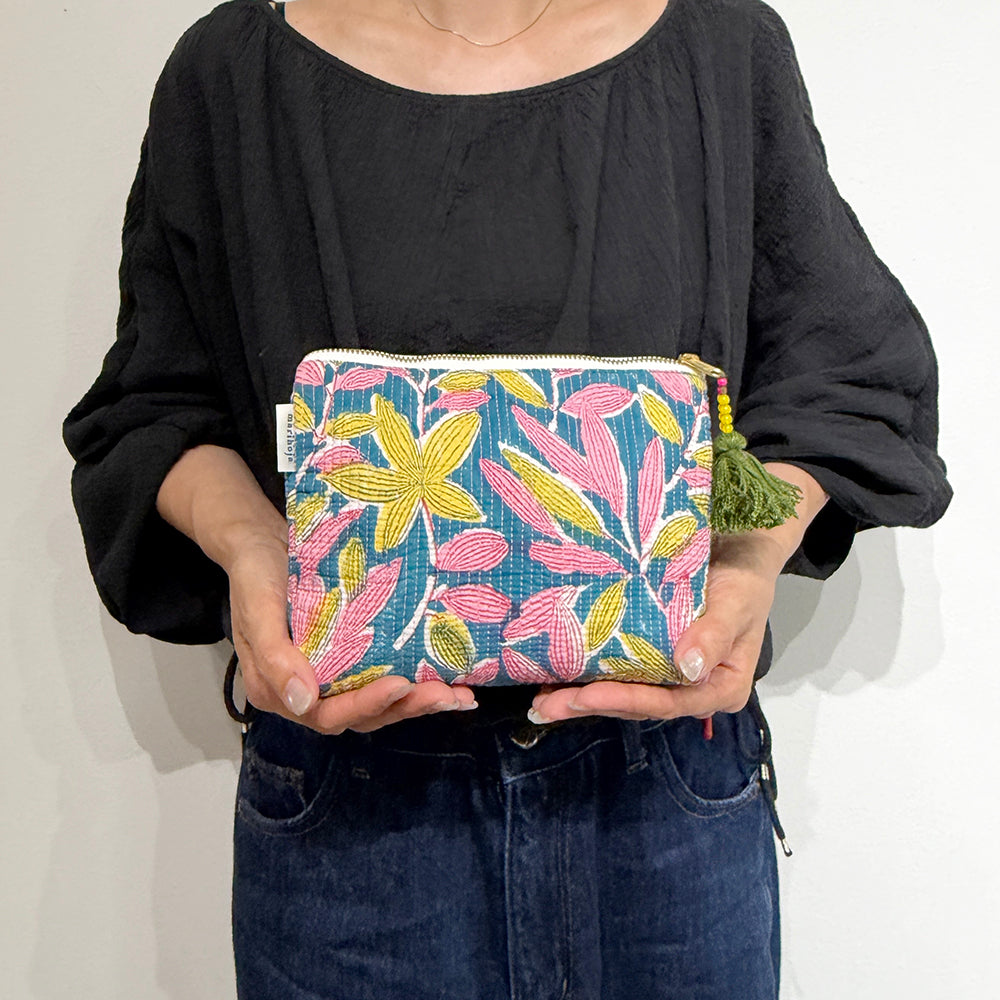 Bolsa inferior Kantha con estampado de bloques