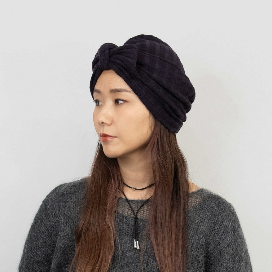 Sombrero con volantes de lino