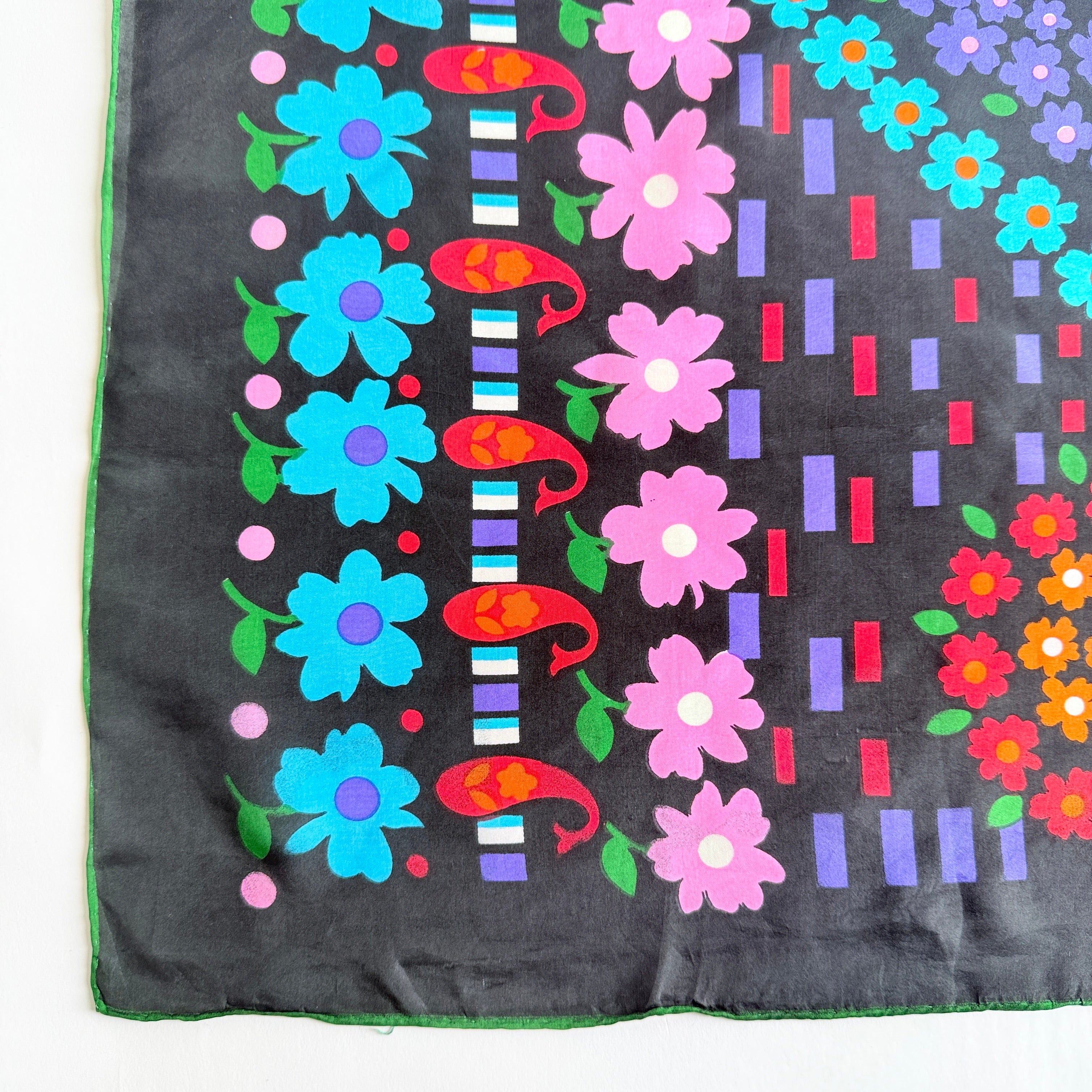 Vintage Silk scarf _M-33_