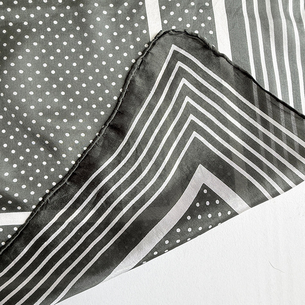 Vintage Silk scarf _S-18