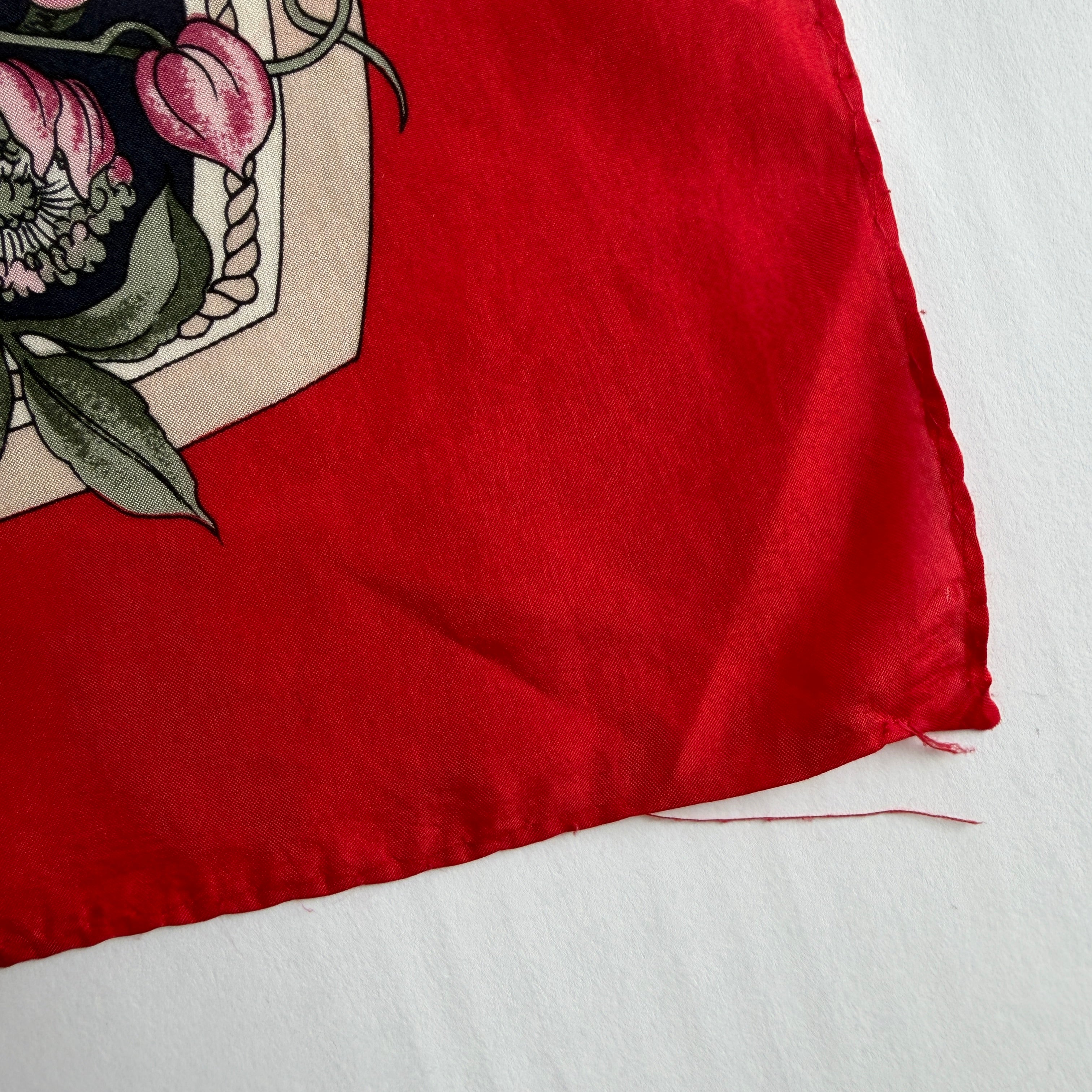 Vintage Silk scarf _M-40