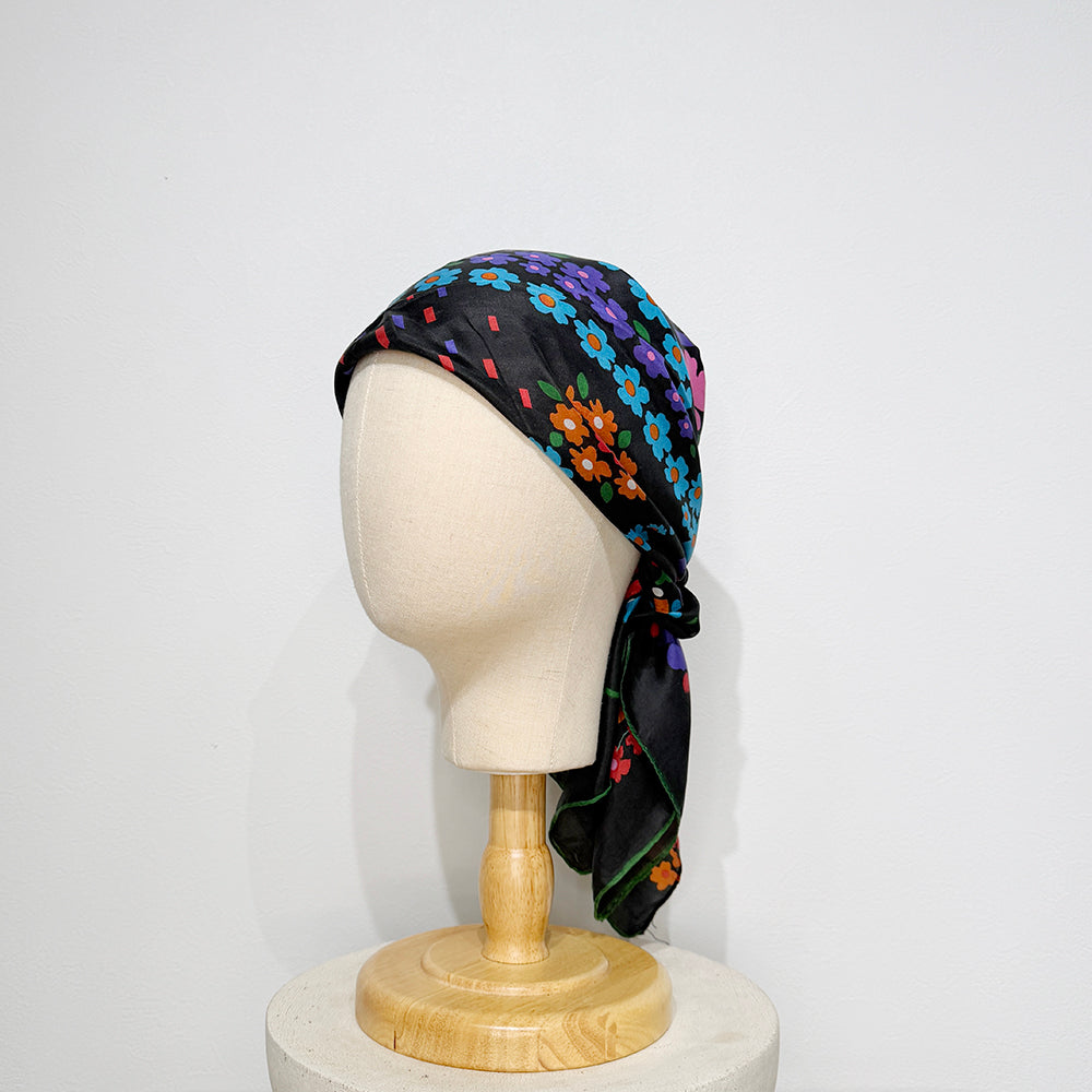 Vintage Silk scarf _M-33_