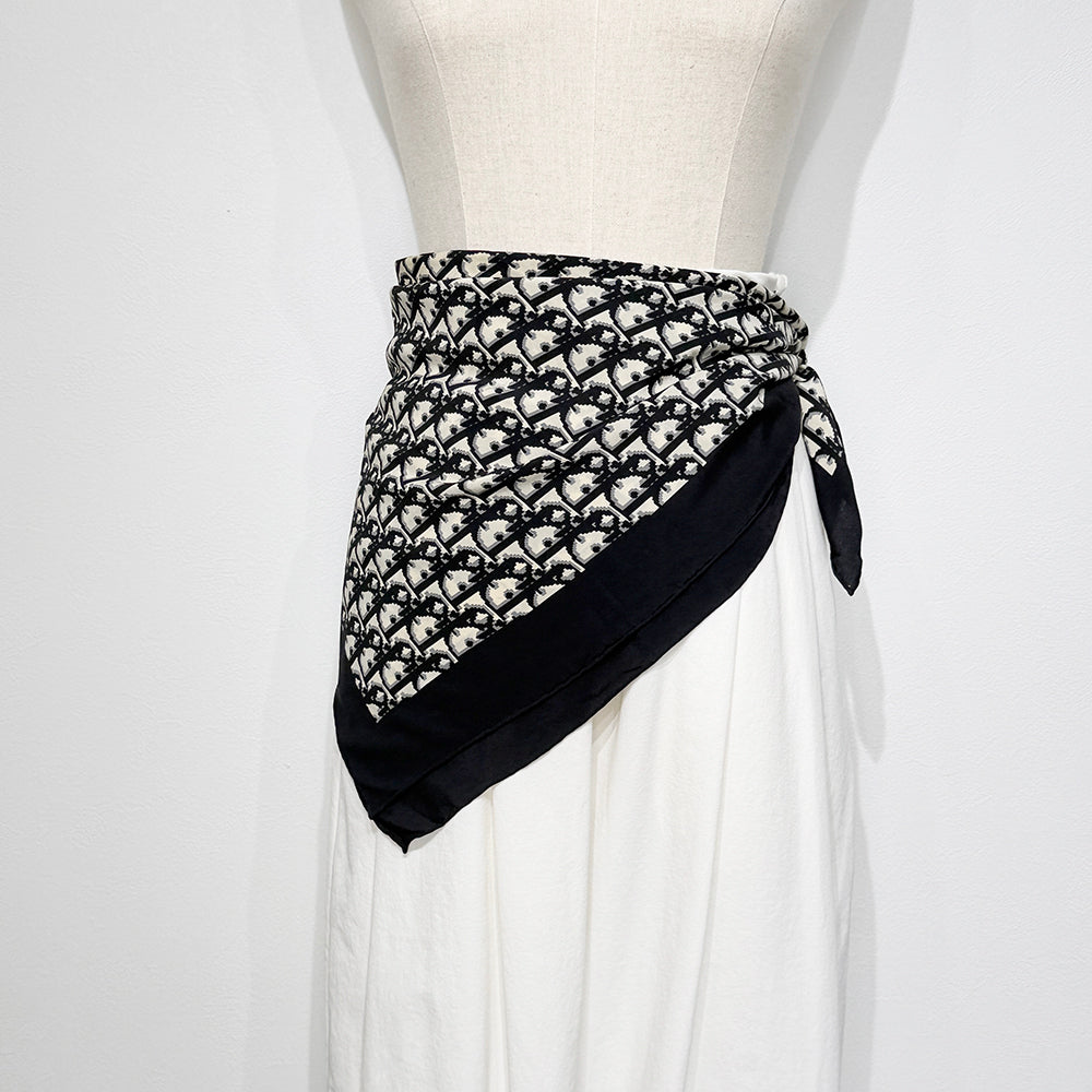 Vintage Silk scarf _M-15