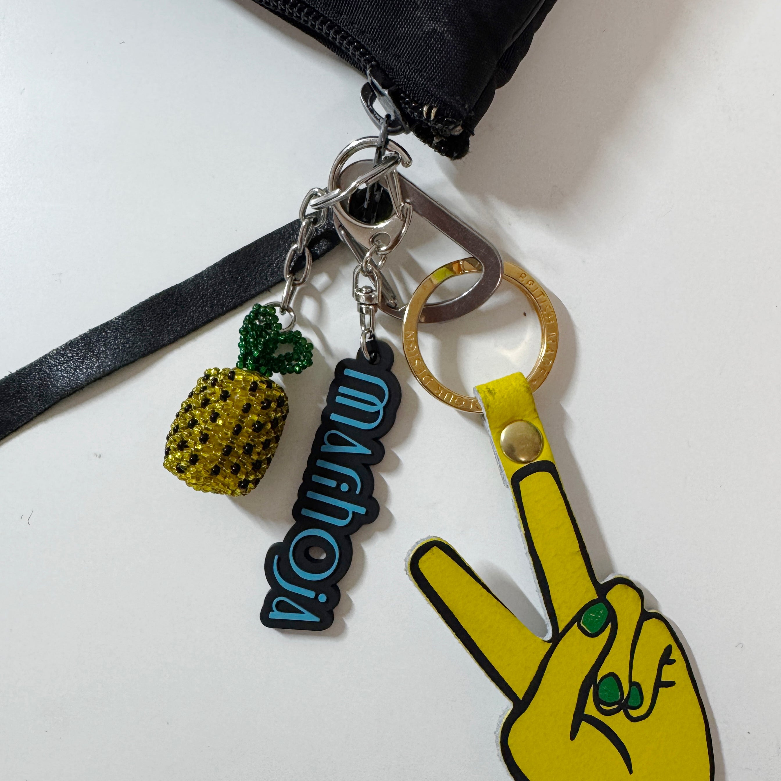 【marihoja】Llavero de goma