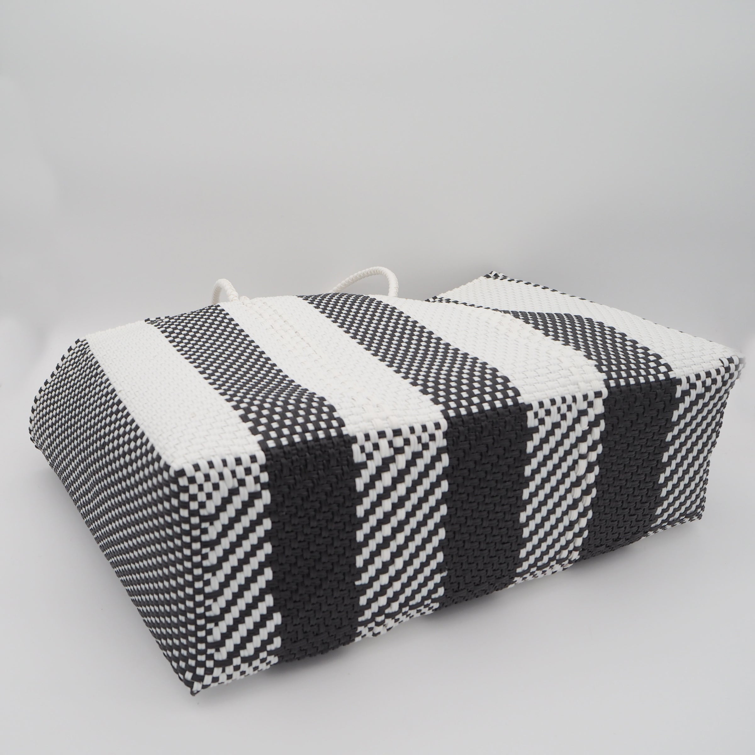 Mercado Bag Isabel (Black&Cream)