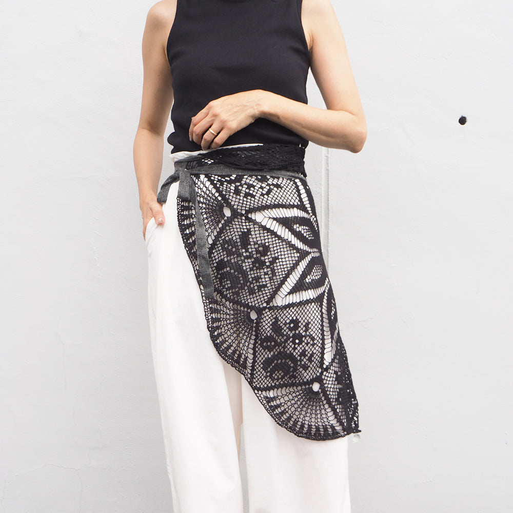 Vintage Lace Wrap Skirt _ Black 14