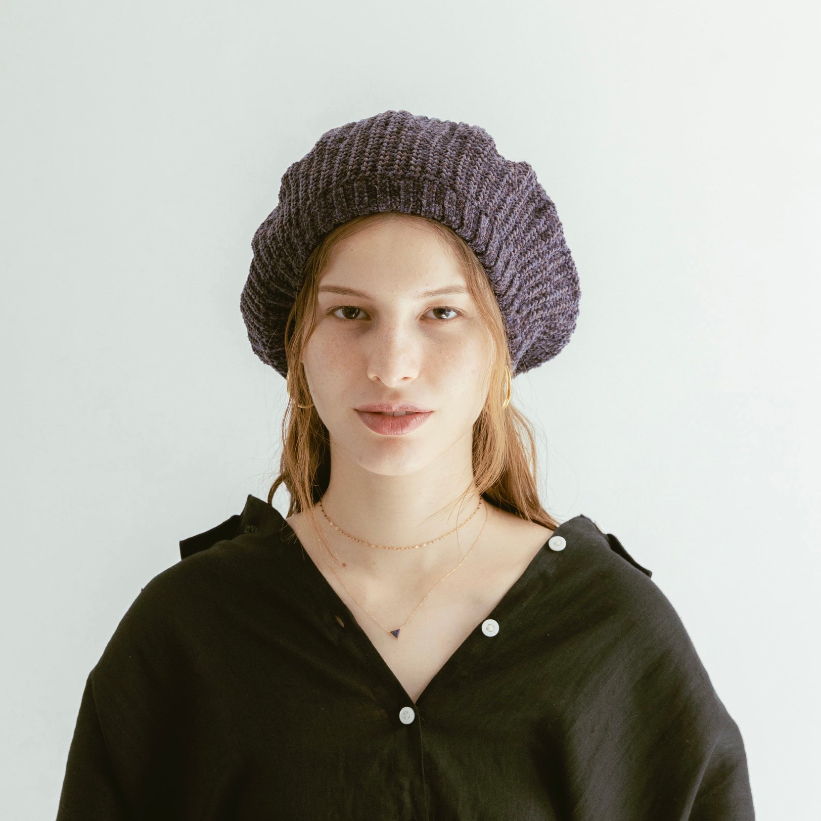 Boina tejida con hilo de topo