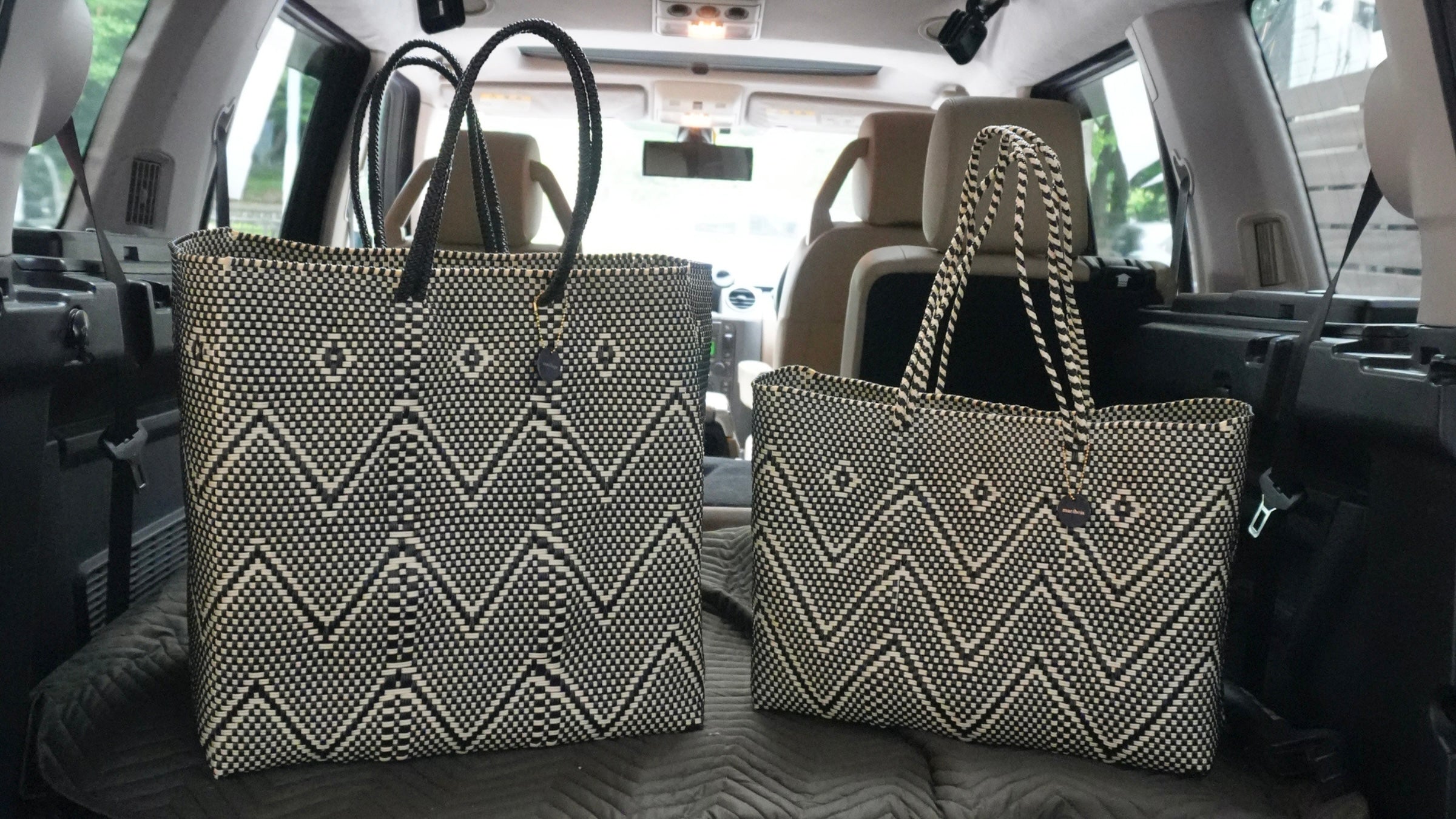 Mercado Bagのトートバッグサイズから特大サイズ