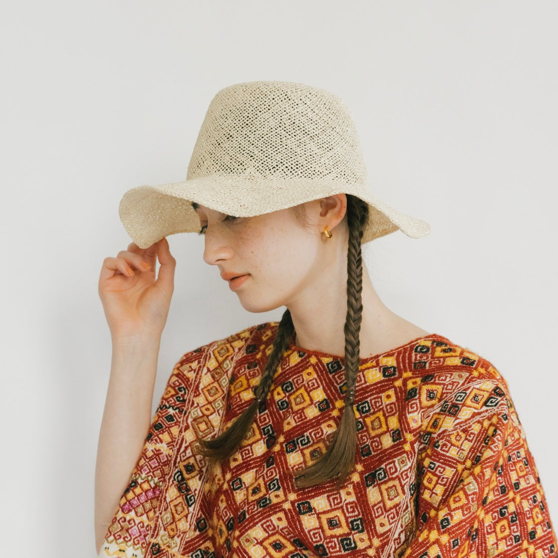 Vintage Natural Tulip Hat