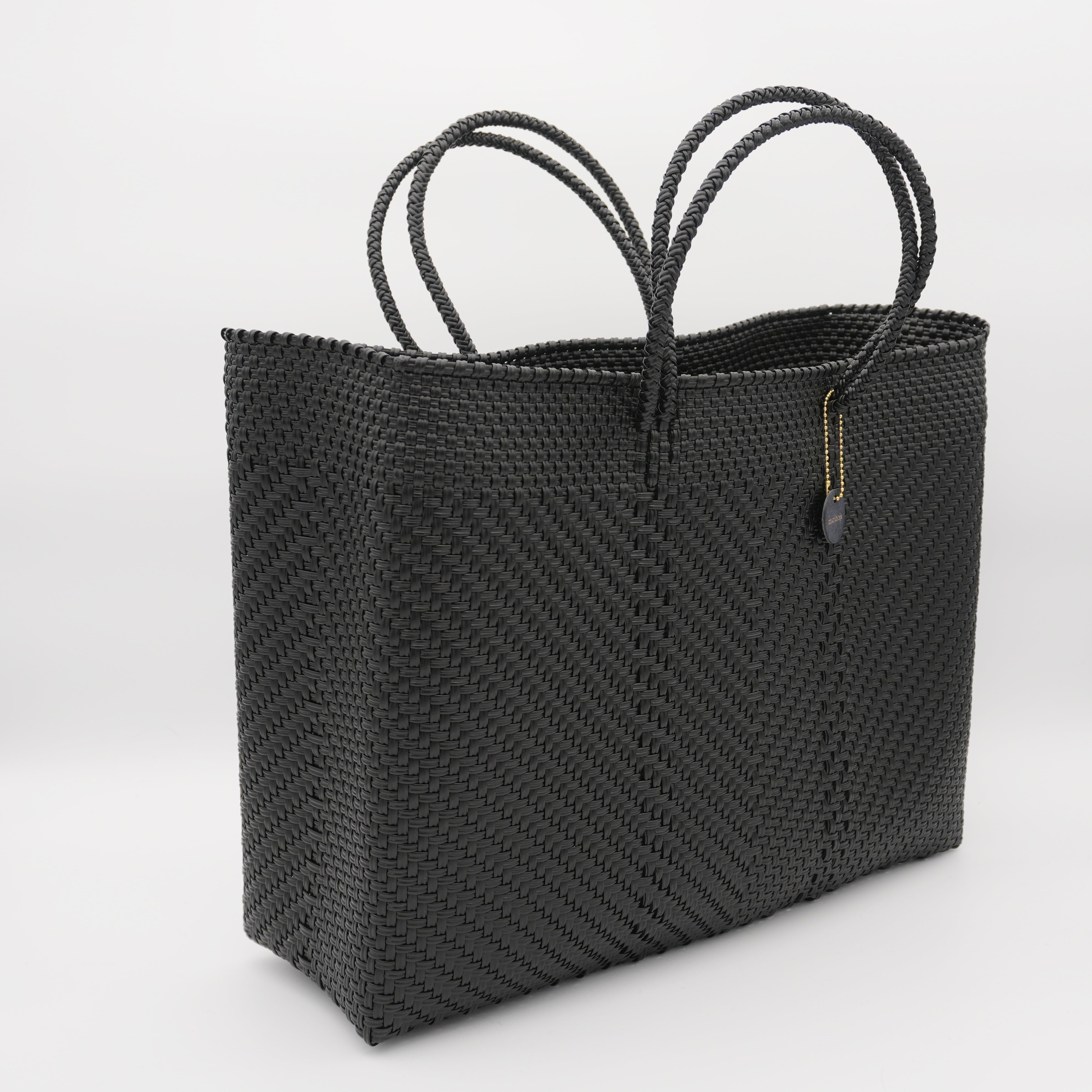 [Artículos pedidos para entrega en Septiembre] Mercado Bag Isabel (Negro&amp;Crema)