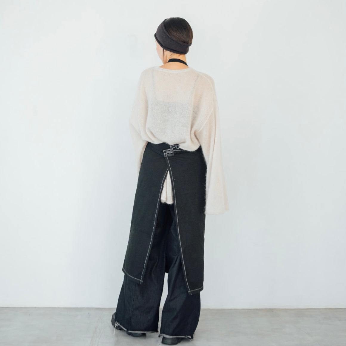 Black Dyed Vintage Apron 10