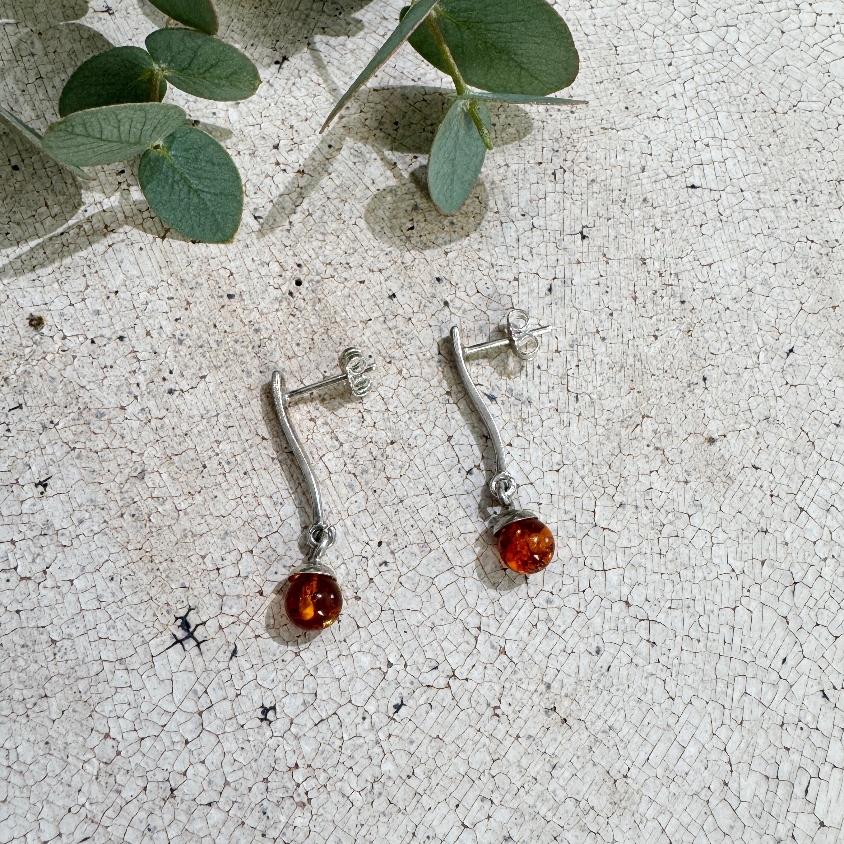 Pendientes de ámbar oscilantes de plata vintage