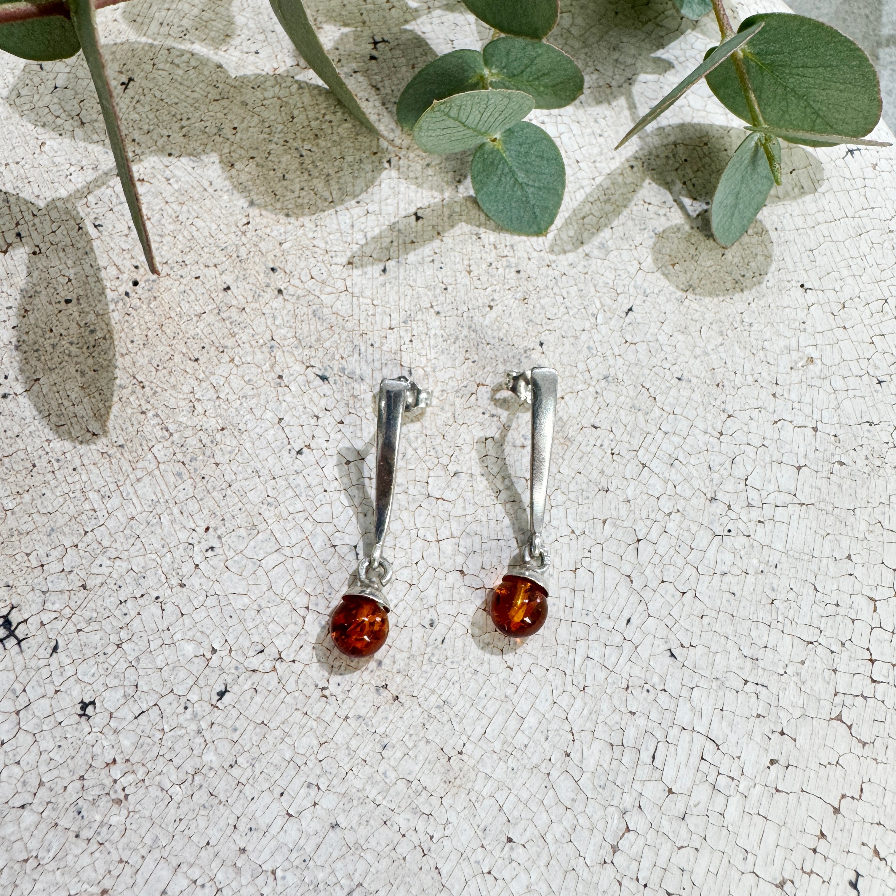 Pendientes de ámbar oscilantes de plata vintage