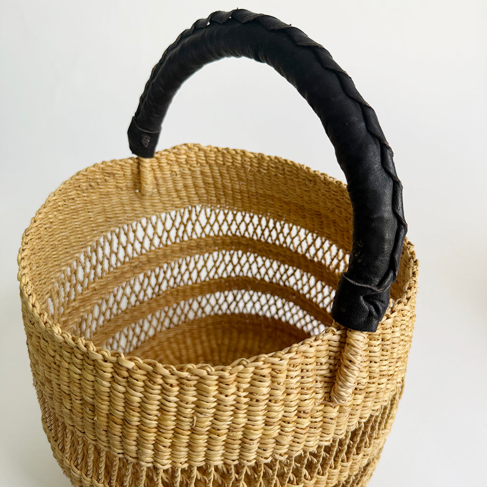 Borga Lace Onehandle Basket