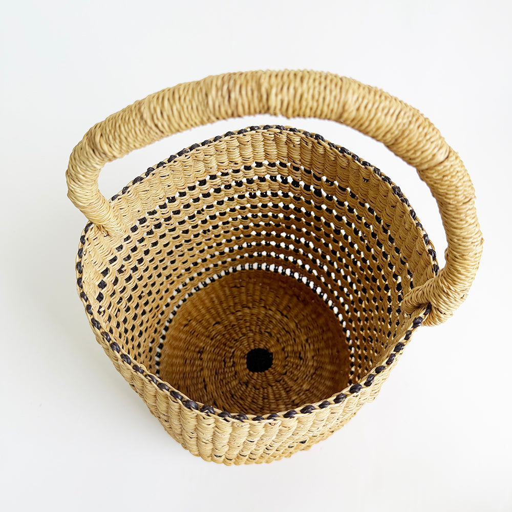 Nyariga Onehandle Basket