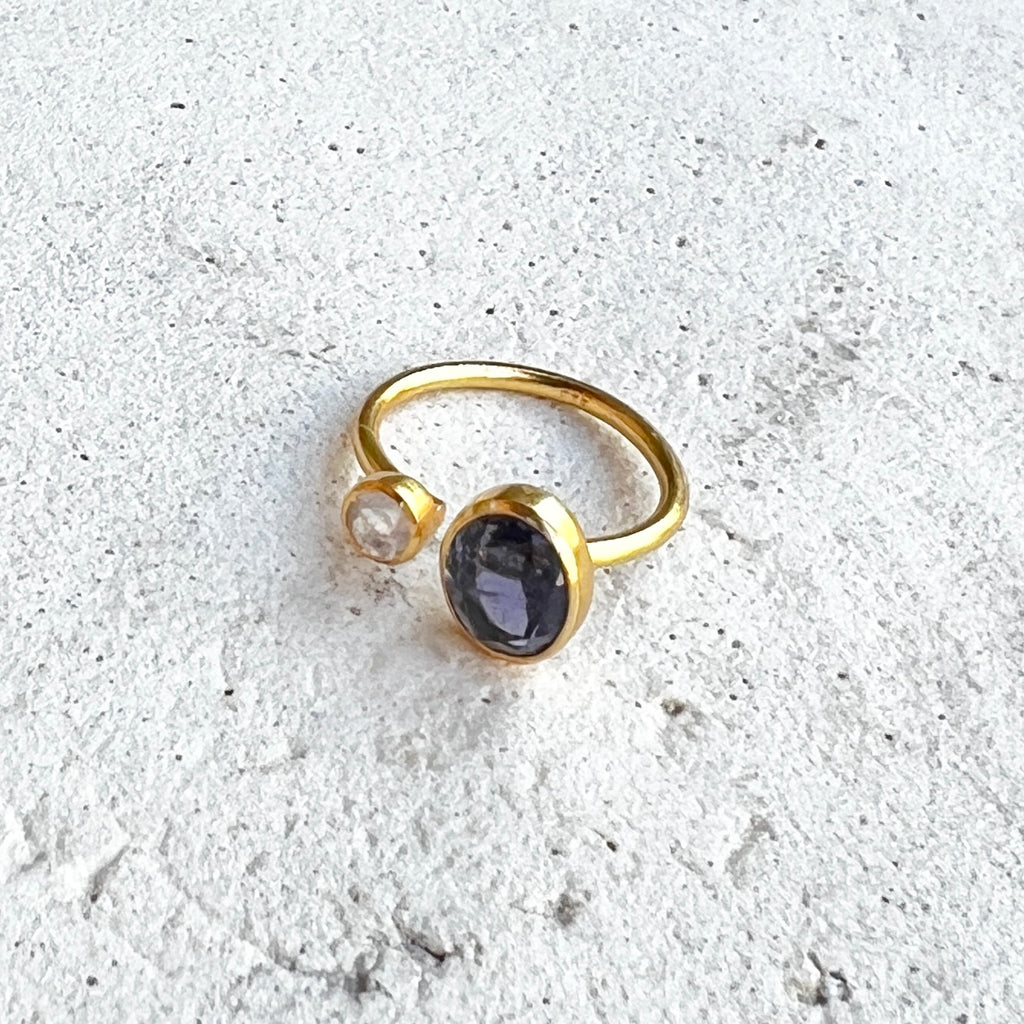 Bi color Ring 21 (Moonstone / Sapphire)