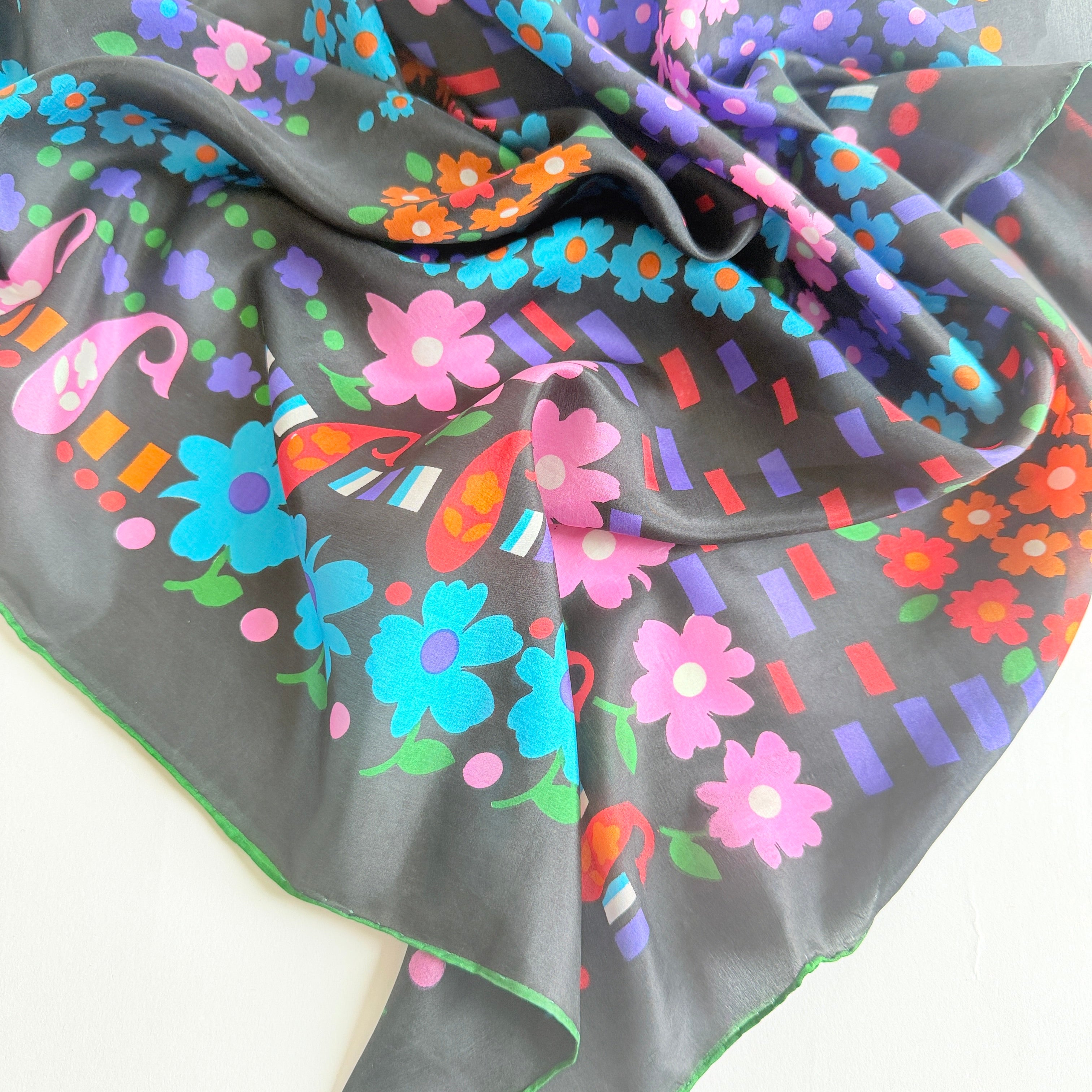 Vintage Silk scarf _M-33_