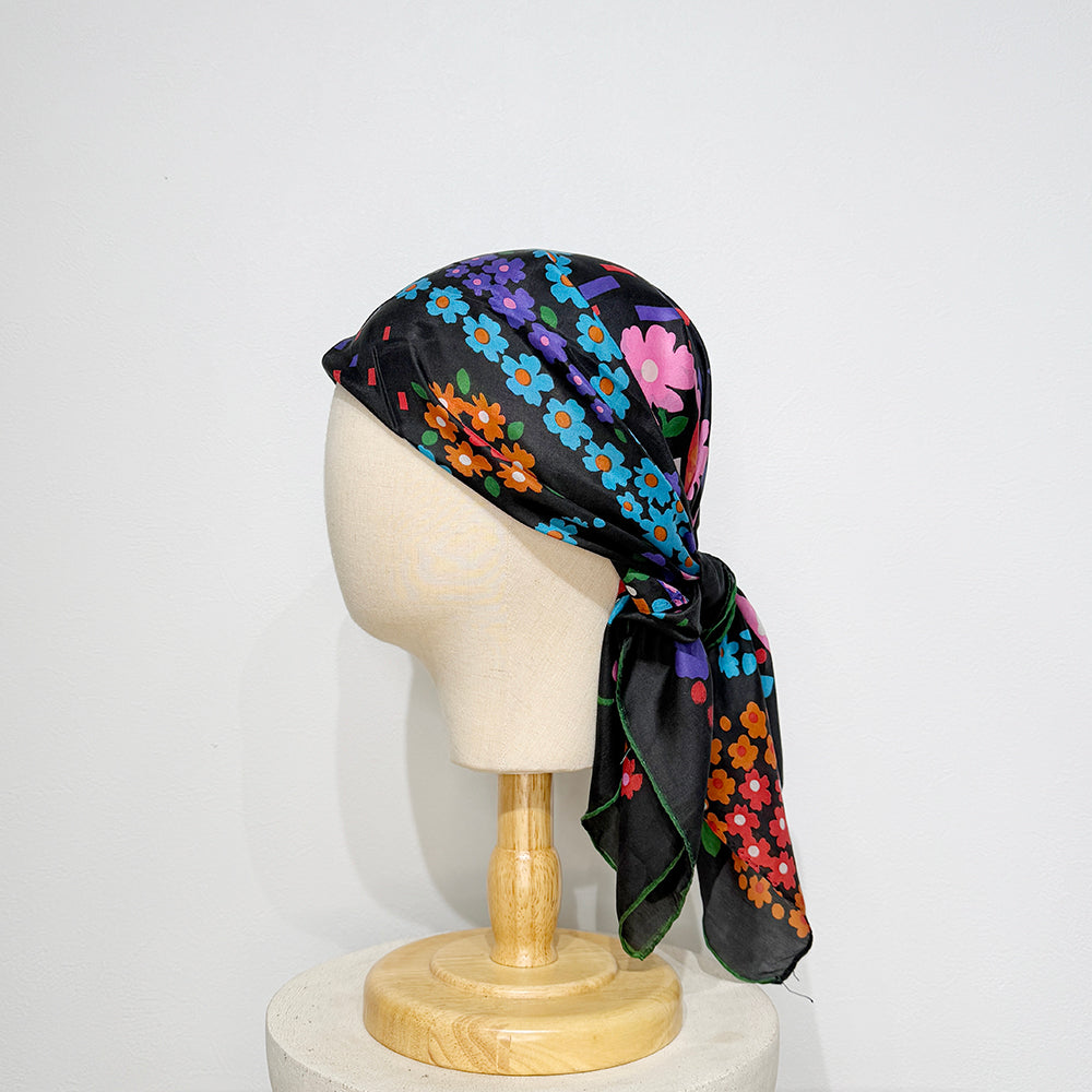 Vintage Silk scarf _M-33_