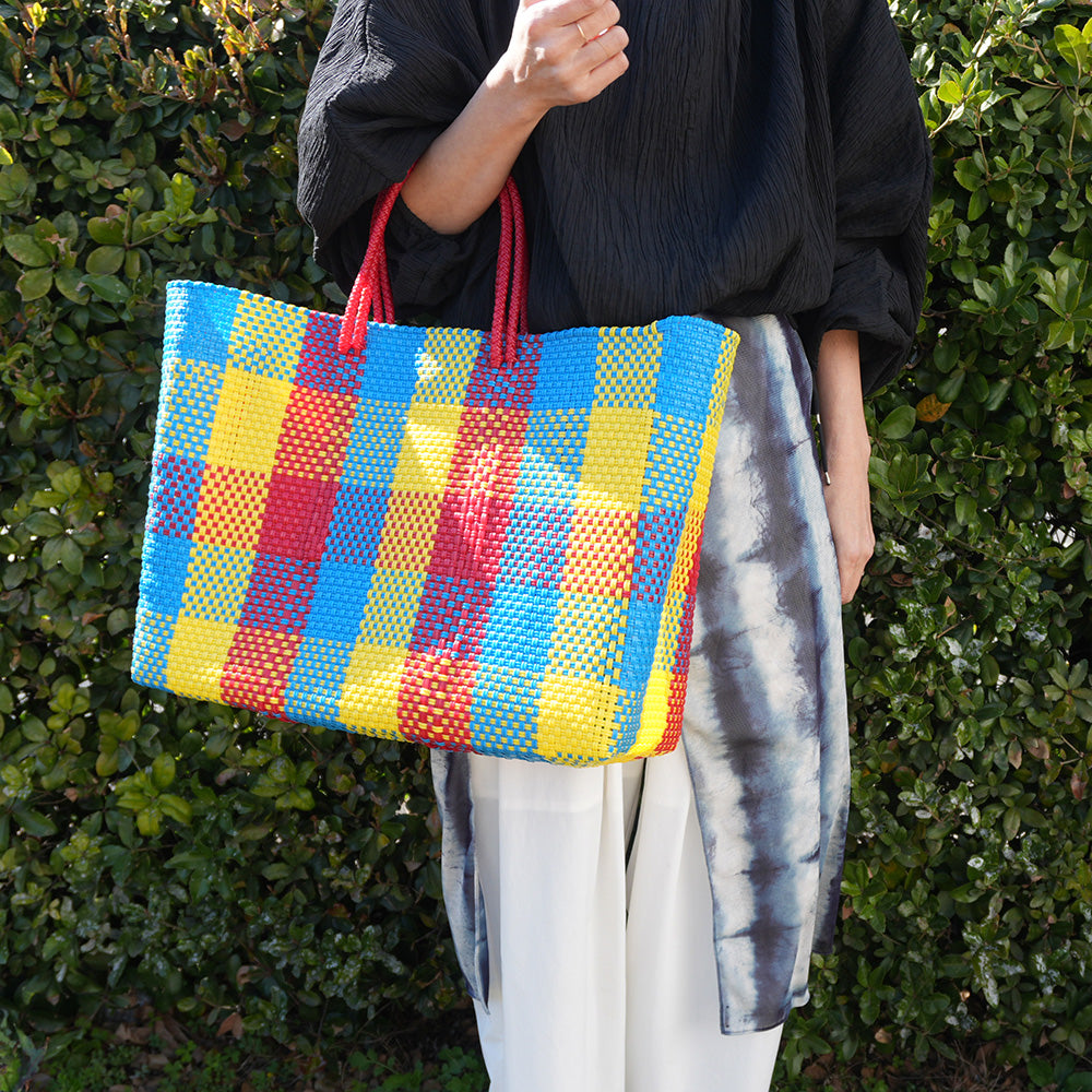 [Artículos pedidos para entrega en Septiembre] Mercado Bag Isabel (Negro&amp;Crema)