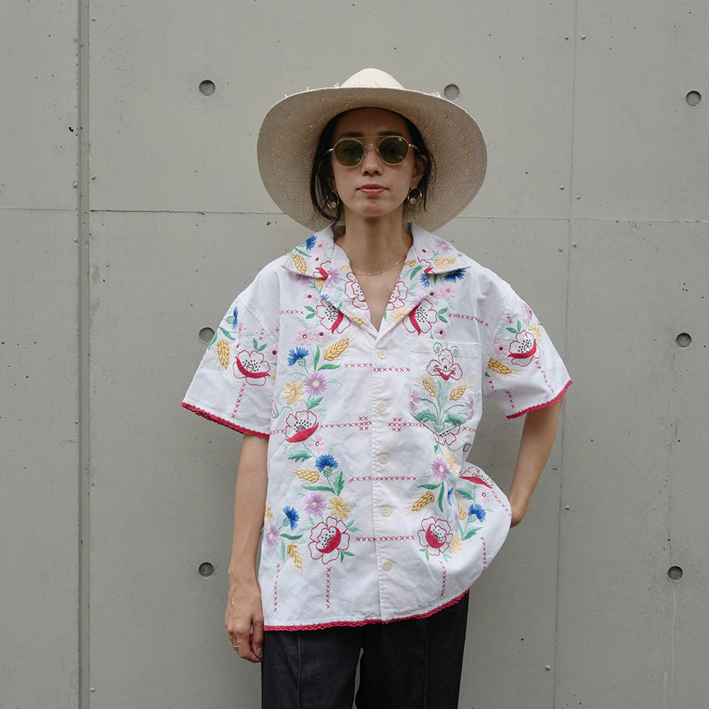 Remake Embroidery Shirt M