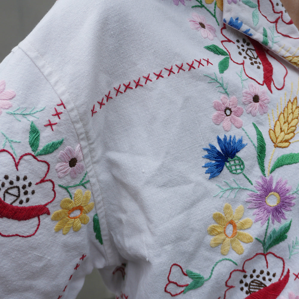 Remake Embroidery Shirt M