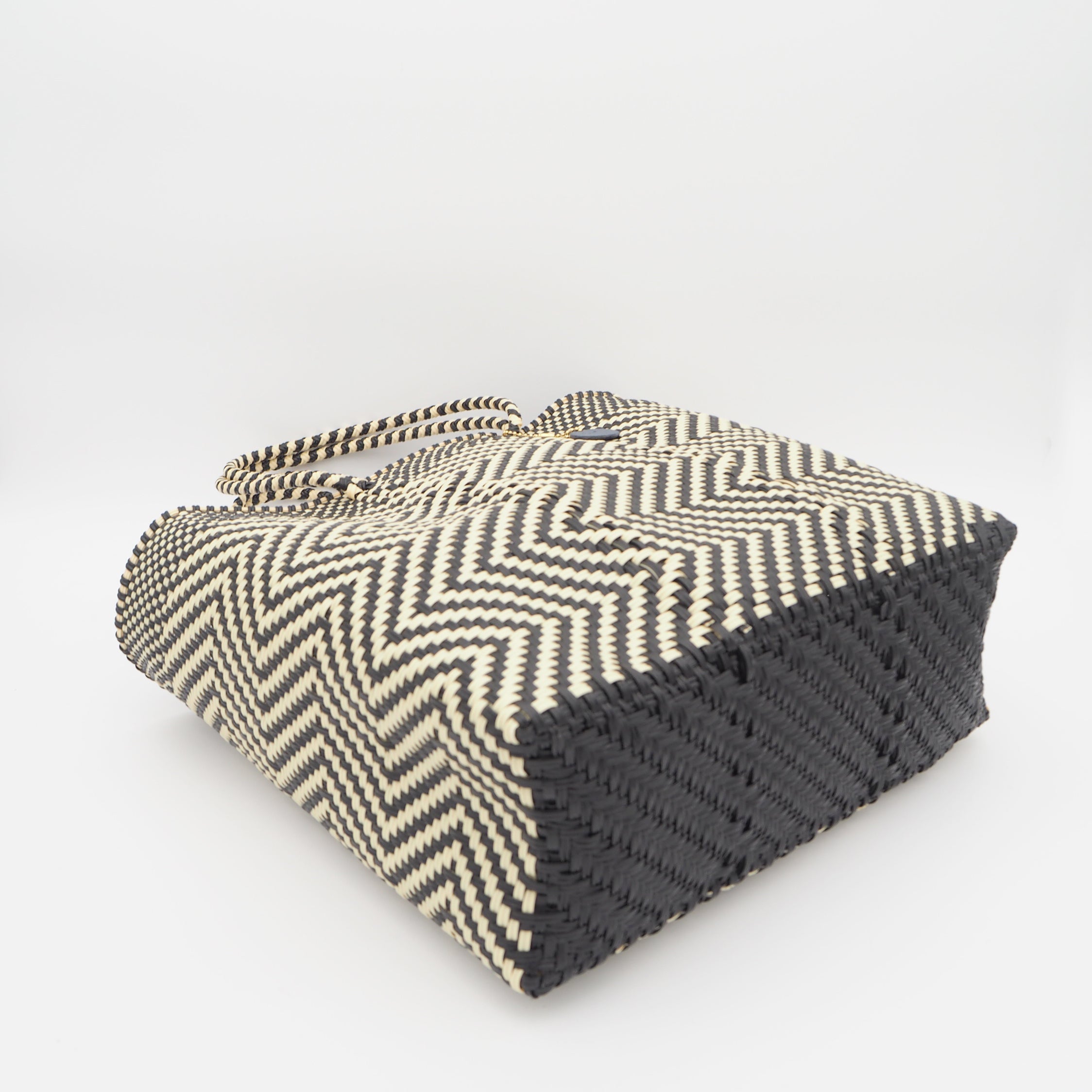 Mercado Bag Amaria -Black Cream zigzag-