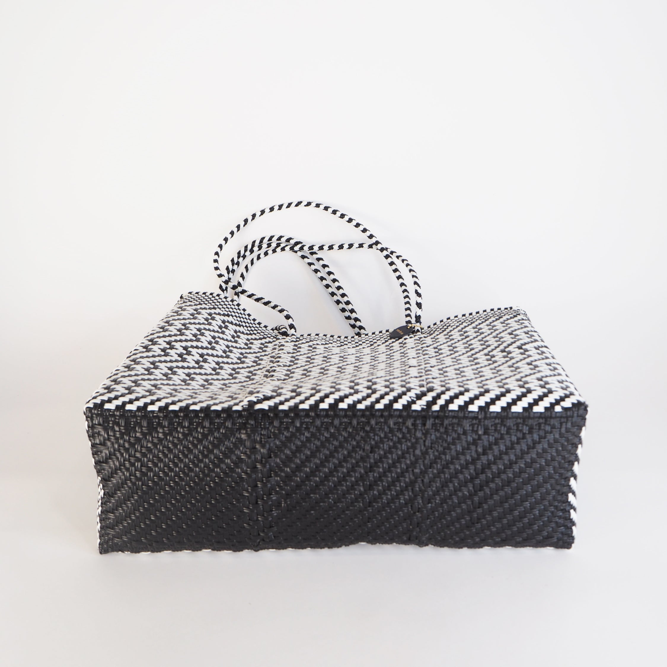 Mercado Bag Isabel  (Long handle)　Black × White