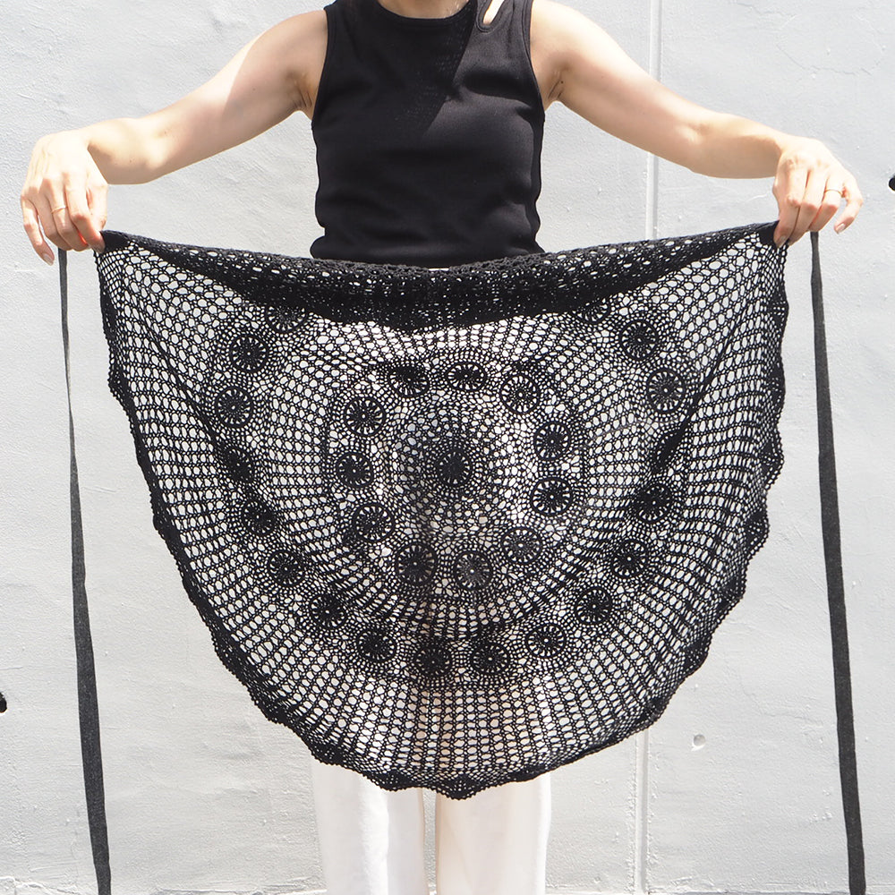 Vintage Lace Wrap Skirt _ Black 2