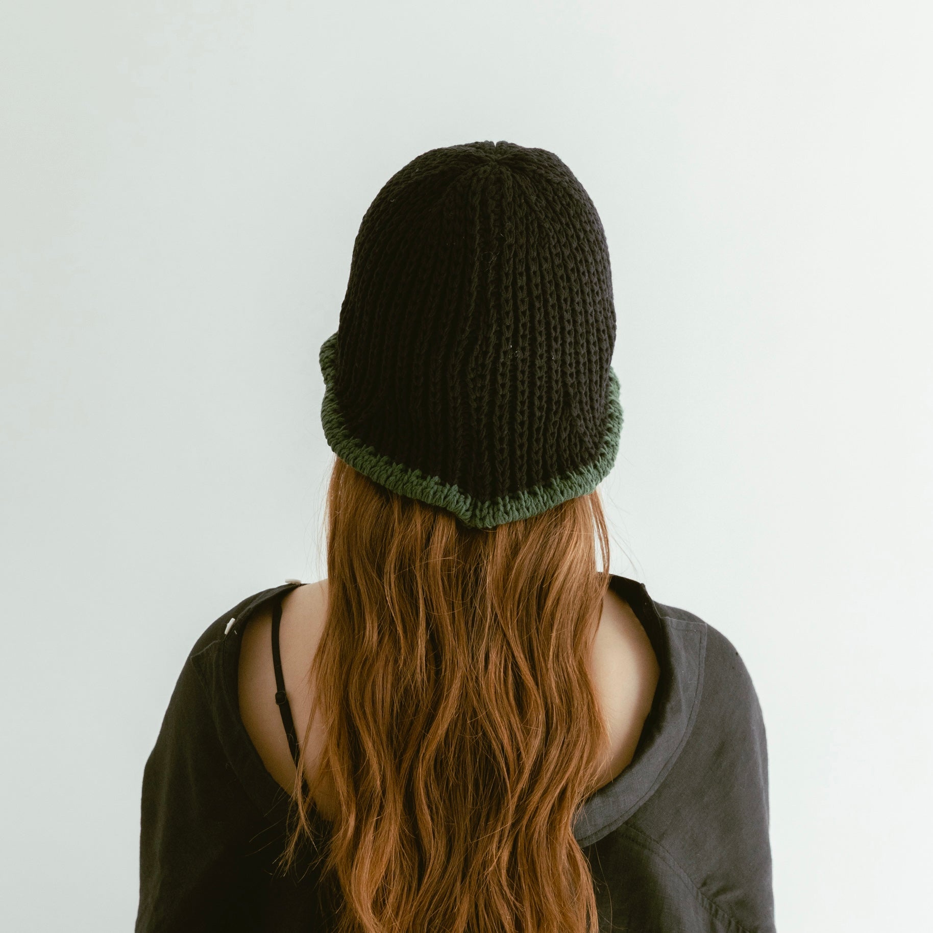 Gorro bicolor de algodón