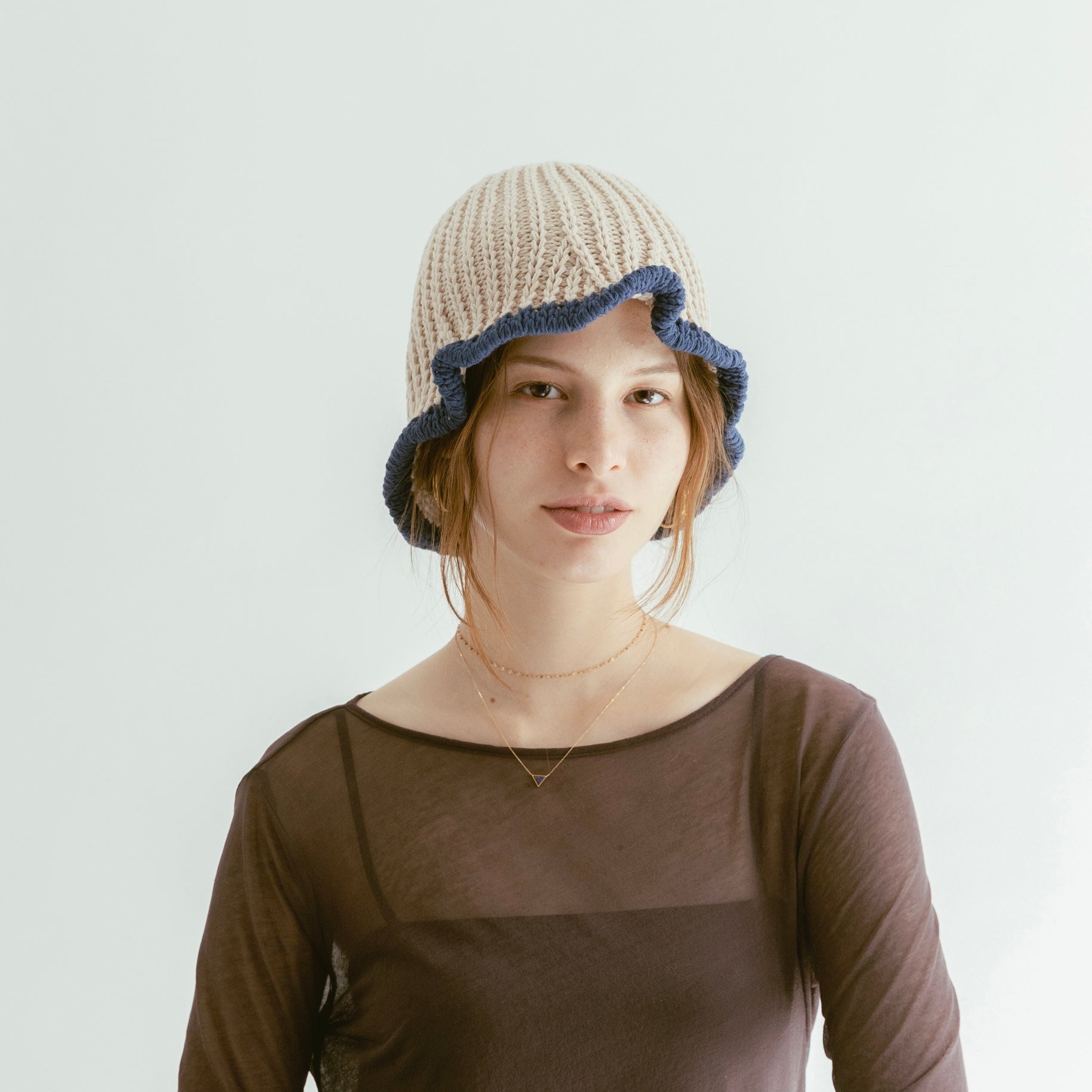 Gorro bicolor de algodón