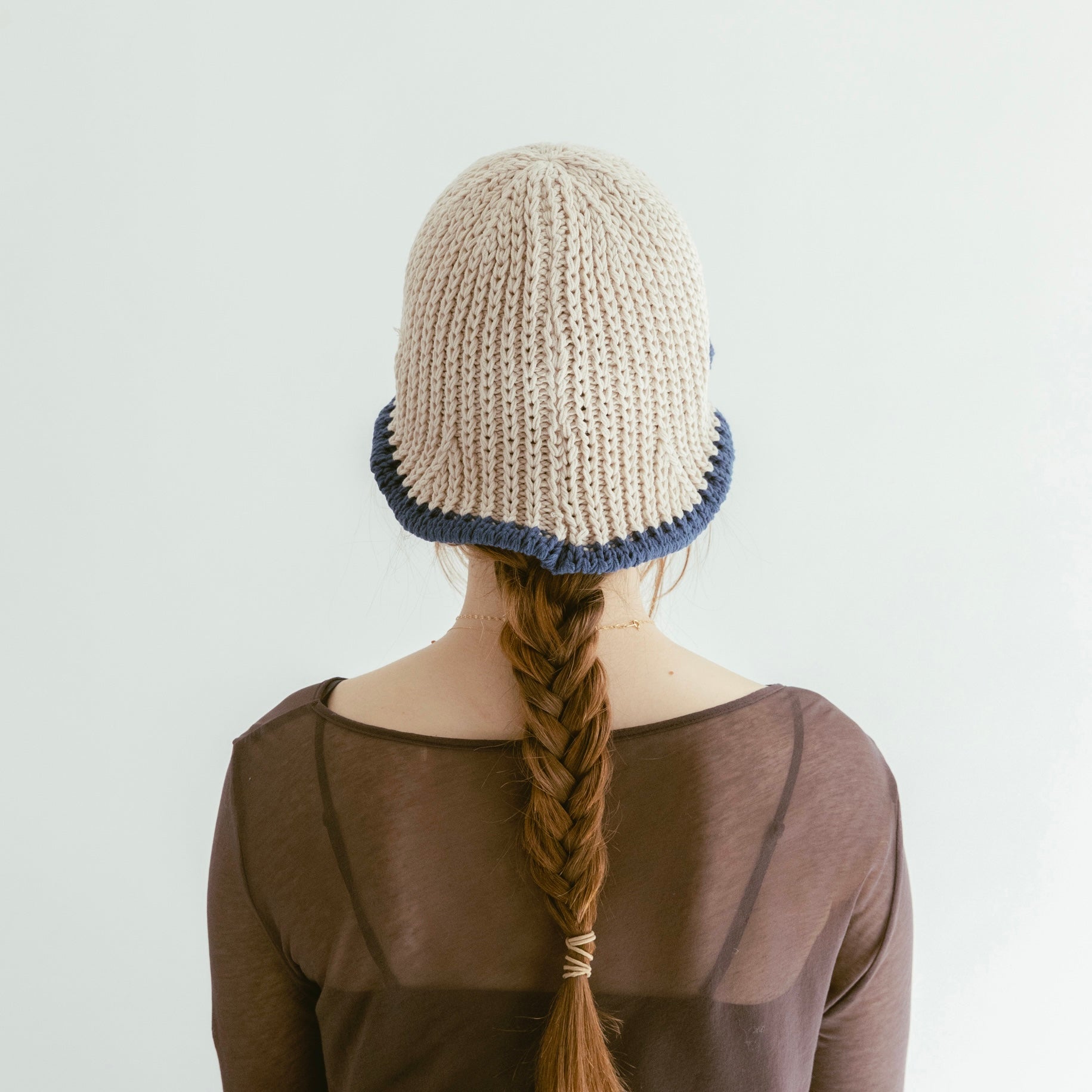 Gorro bicolor de algodón