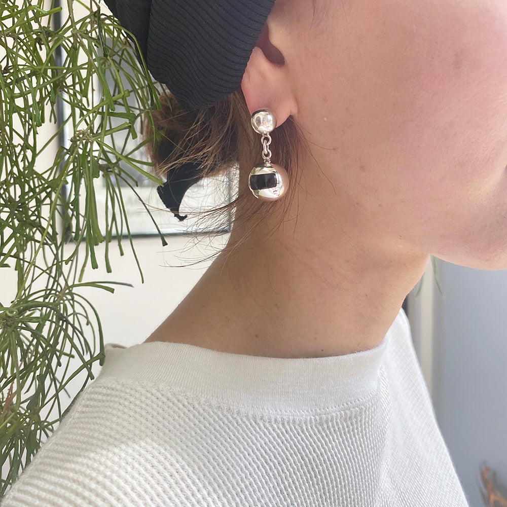 Vintage Black Hemisphere Silver Earring