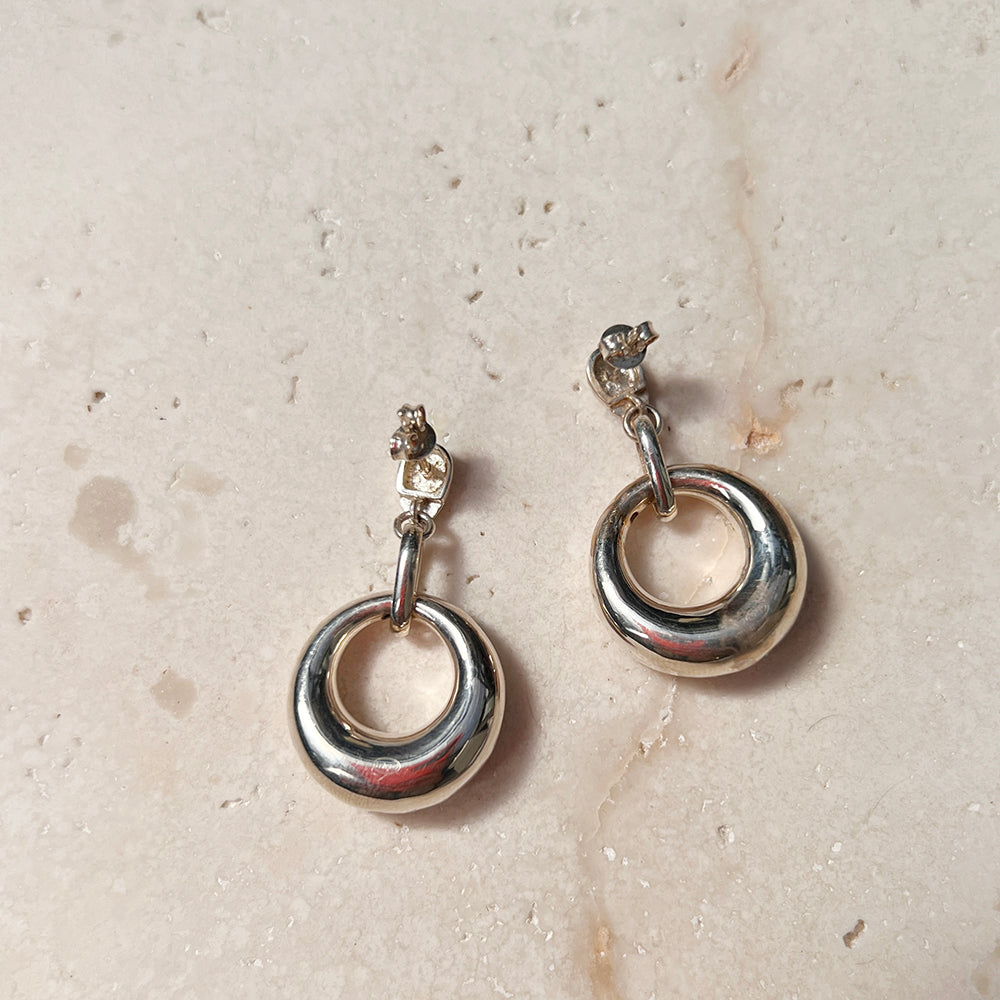 Vintage Silver Swing Puffy Circle Earring
